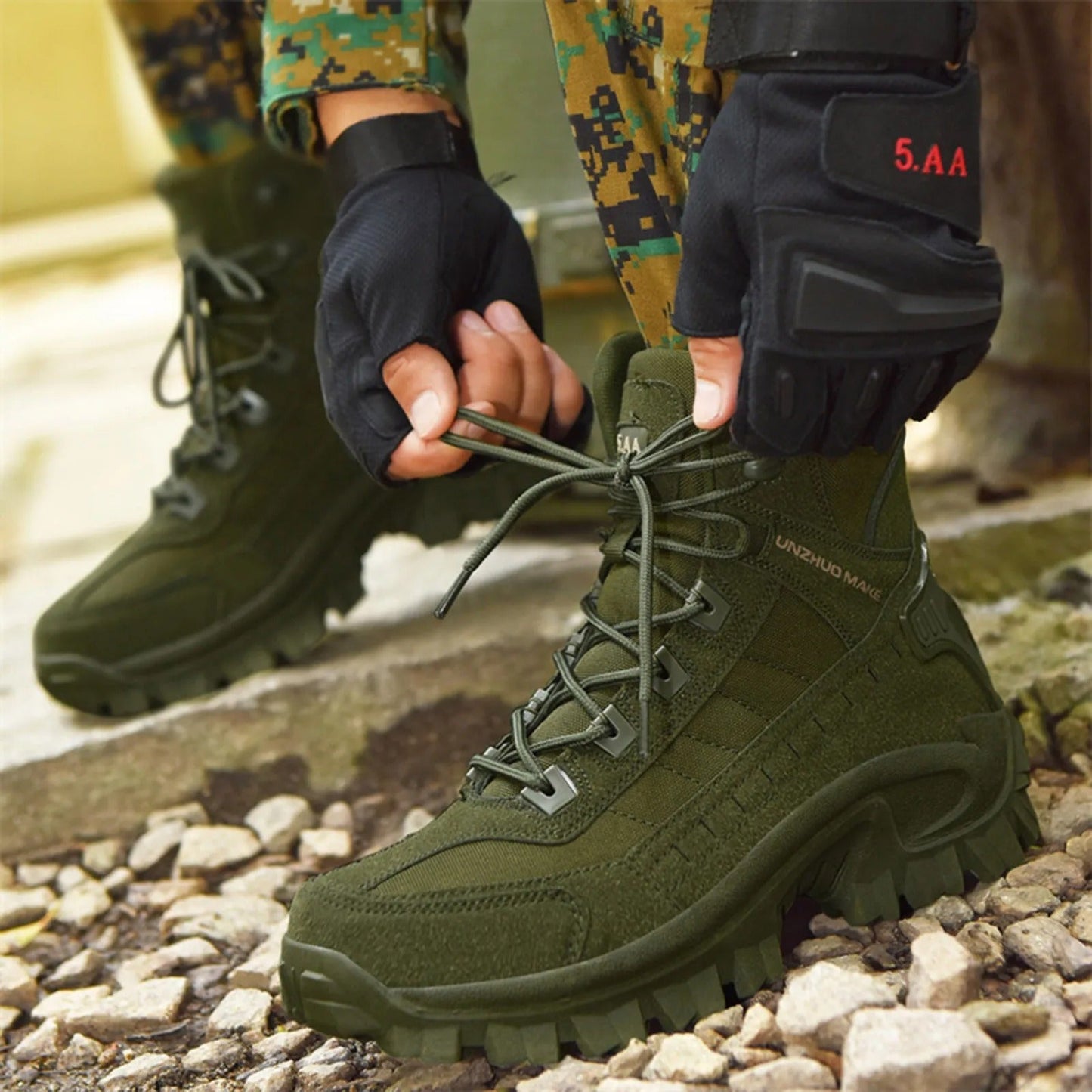 Bottes tactiques pour la randonnée et les activités de plein air