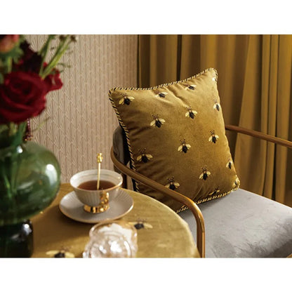 Housse de Coussin Rétro Dorée – Style Artistique Européen Luxe avec Imprimé Abeille